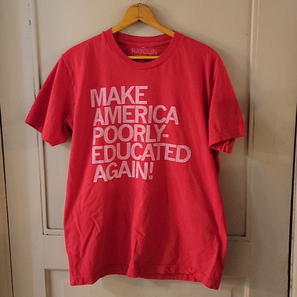 RayGun Political Statement Shirt Sz Medium.